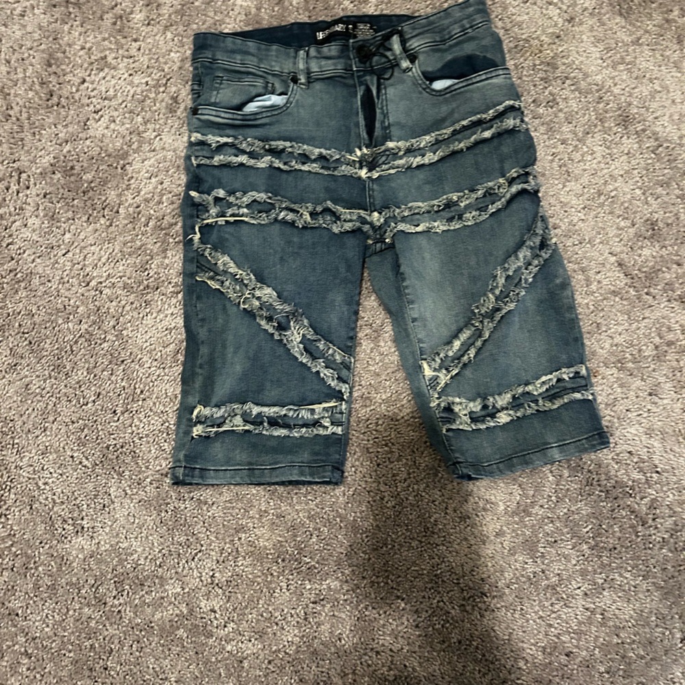 I am selling shorts and it’s fashion shorts